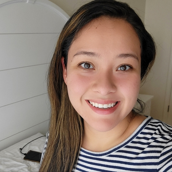 💐 Welcome To My Closet! 💐 - Picture 2 of 8